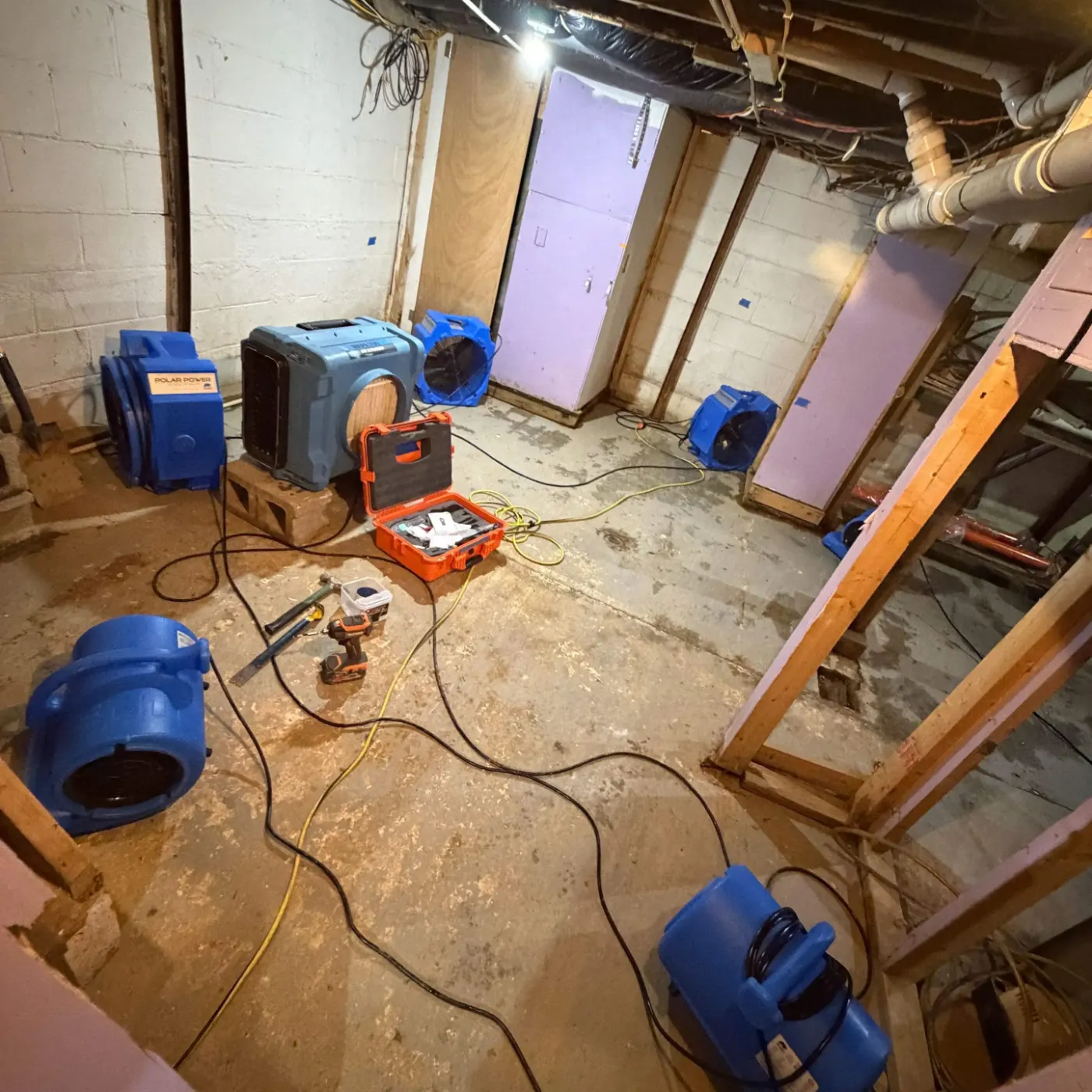 Basement water extraction in East Harbour Indiana home
